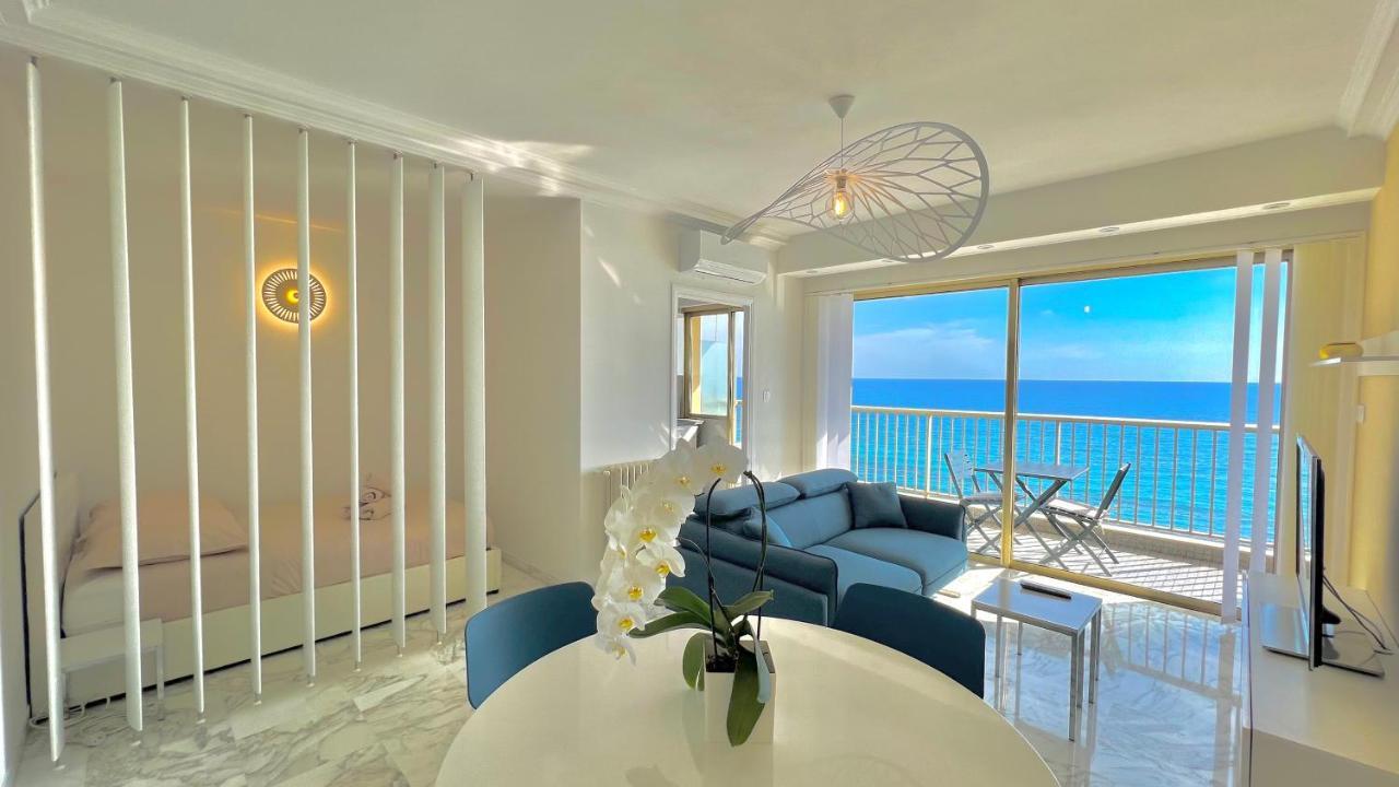 Seaviews By Jenni Menton, La Suite, Superbe Front De Mer, Top Emplacement Avec Terrasse Et Parking! 외부 사진